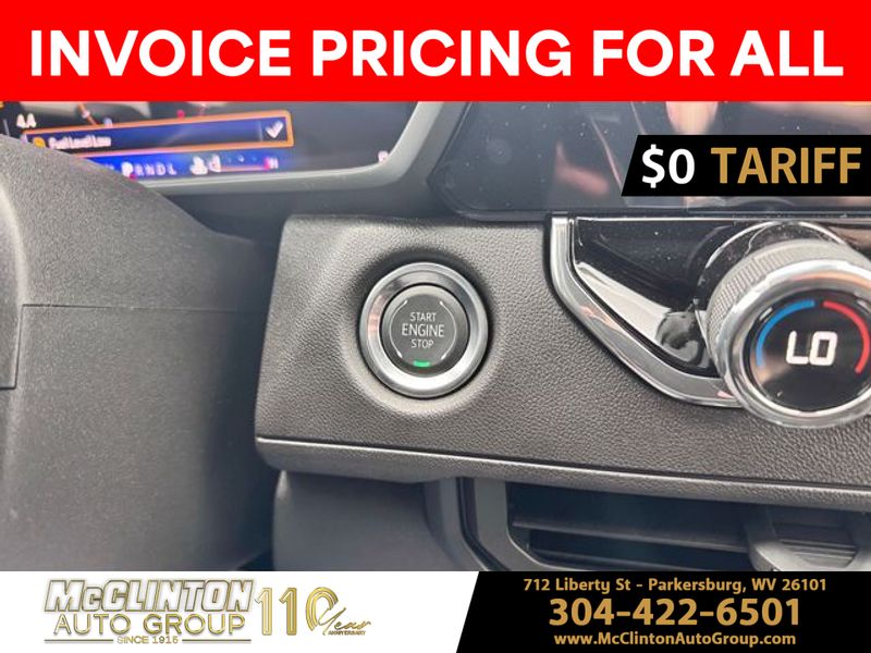 2025 Sterling Gray Metallic Chevrolet Colorado 4WD Trail Boss 4X4 Truck