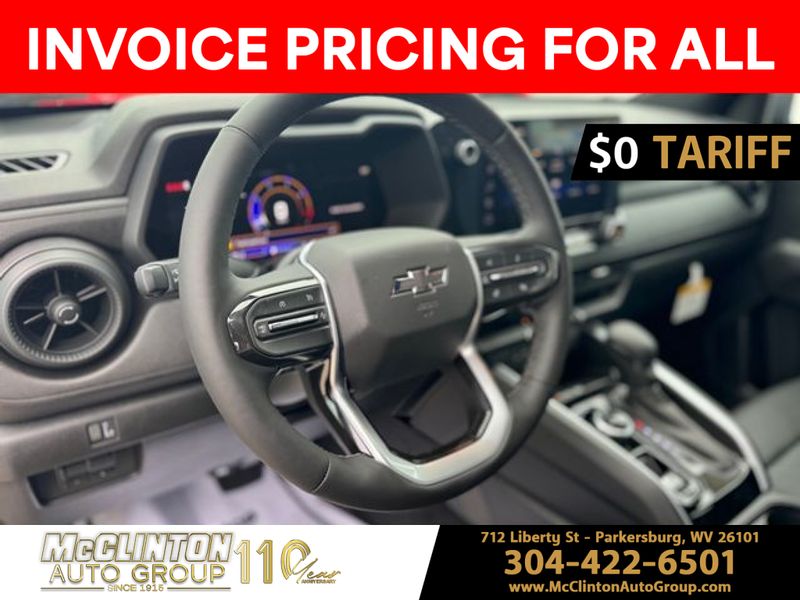 2025 Sterling Gray Metallic Chevrolet Colorado 4WD Trail Boss 4X4 Truck