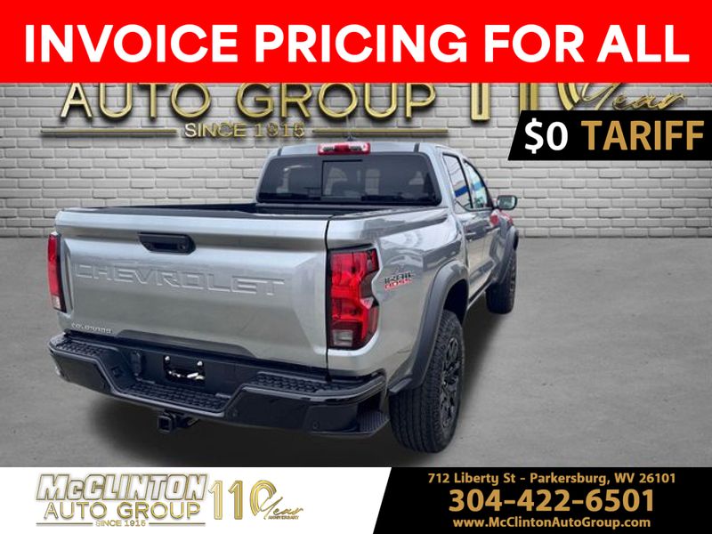 2025 Sterling Gray Metallic Chevrolet Colorado 4WD Trail Boss 4X4 Truck