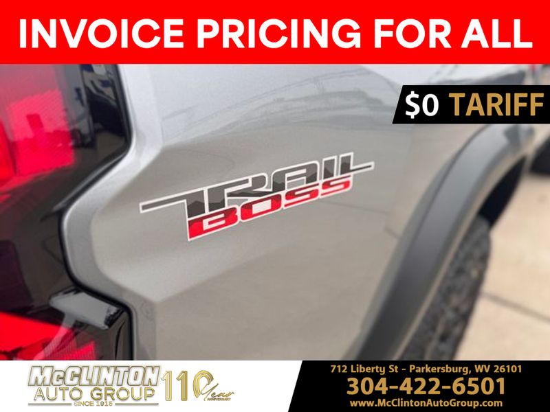 2025 Sterling Gray Metallic Chevrolet Colorado 4WD Trail Boss 4X4 Truck