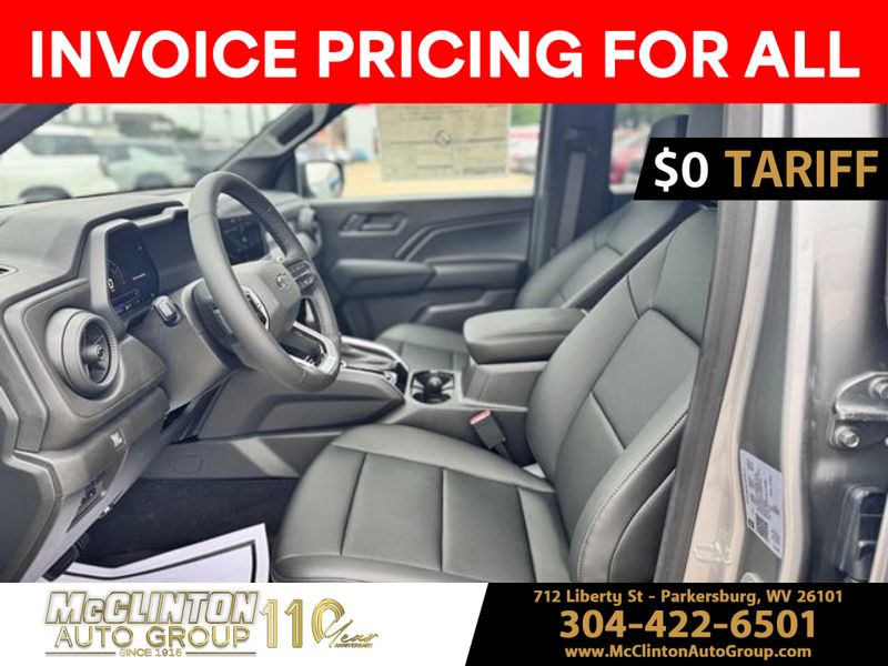 2025 Sterling Gray Metallic Chevrolet Colorado 4WD Trail Boss 4X4 Truck