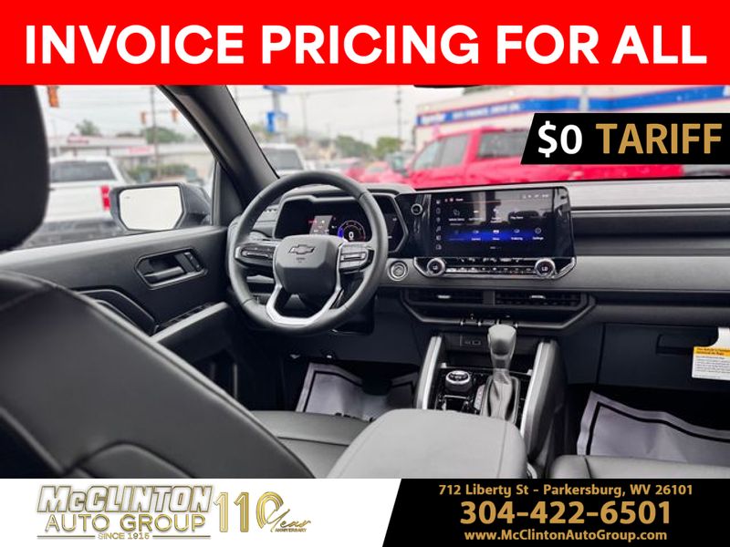 2025 Sterling Gray Metallic Chevrolet Colorado 4WD Trail Boss 4X4 Truck
