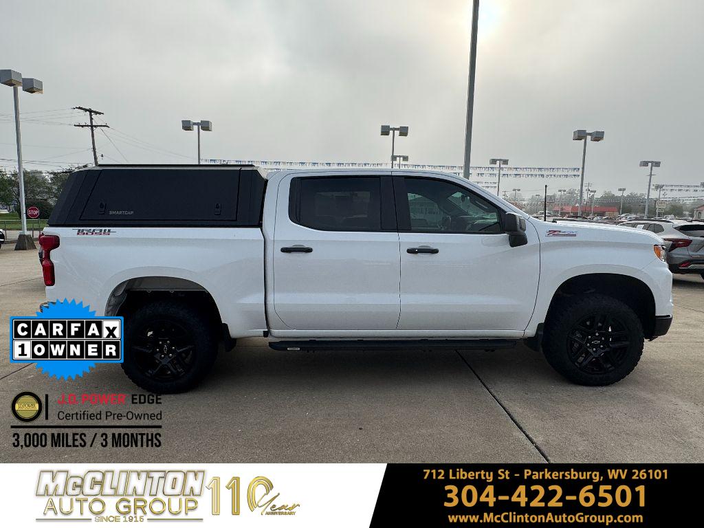 2024 Summit White Chevrolet Silverado 1500 LT Trail Boss 4X4 Truck