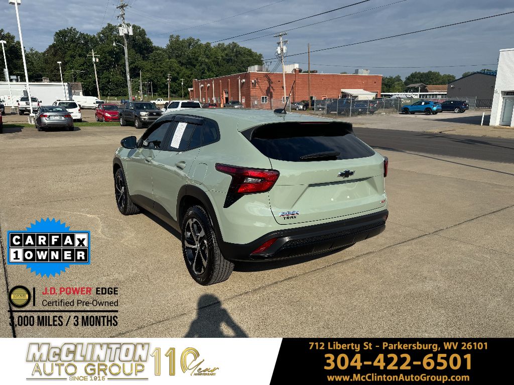 2024 Cacti Green Chevrolet Trax 1RS FWD
