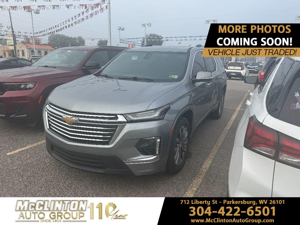 2023 Sterling Gray Metallic Chevrolet Traverse Premier AWD