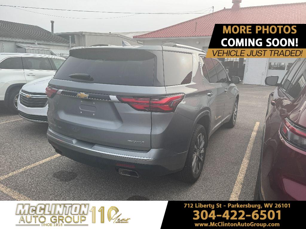 2023 Sterling Gray Metallic Chevrolet Traverse Premier AWD