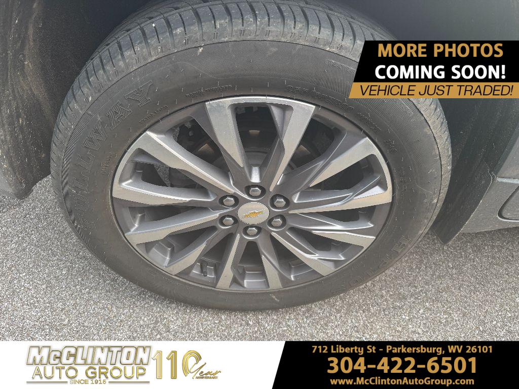 2023 Sterling Gray Metallic Chevrolet Traverse Premier AWD