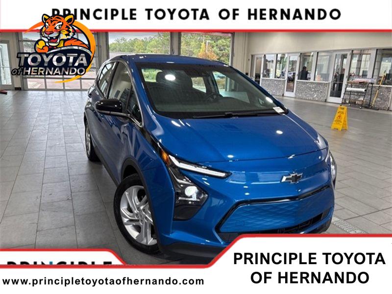 Used 2022 Chevrolet Bolt EV LT with VIN 1G1FW6S0XN4122656 for sale in Hernando, MS