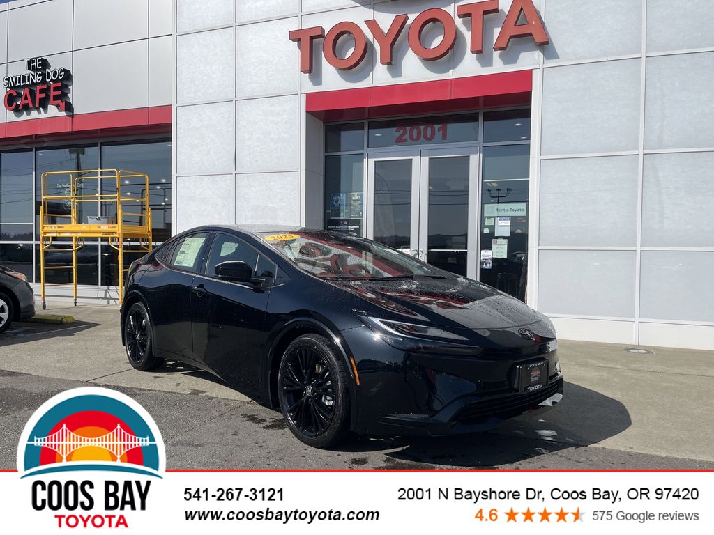 new 2025 Toyota Prius car