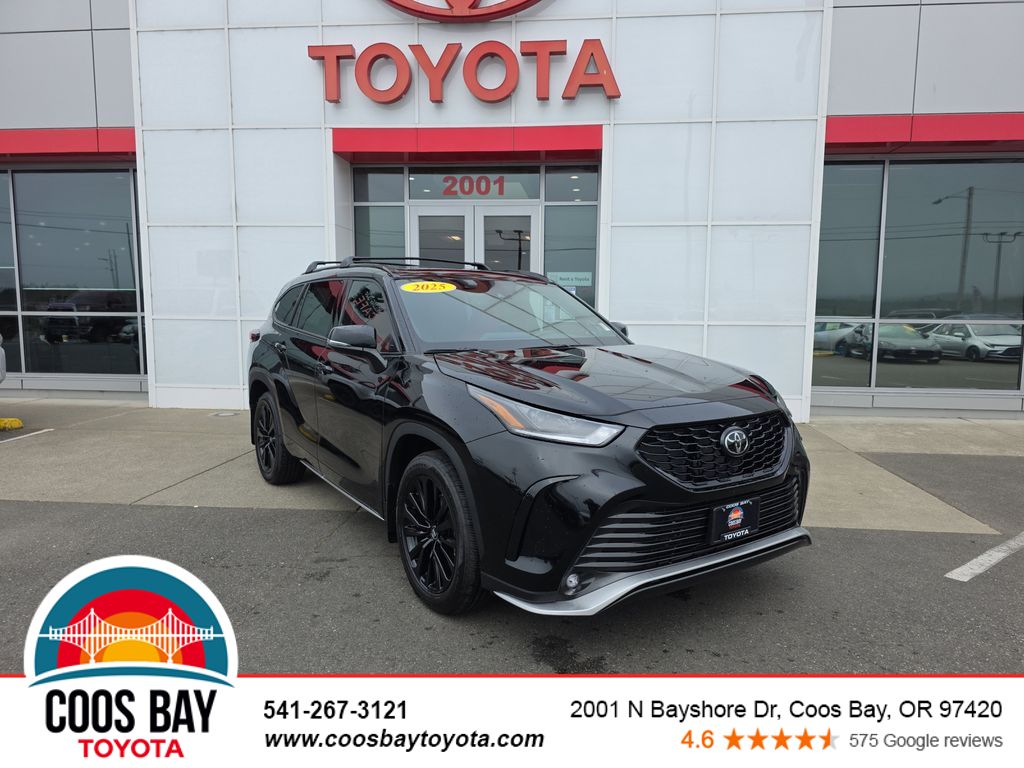 new 2025 Toyota Highlander car